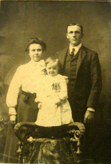 John Albert & Ellen (Kirby) Culpepper & son Leon