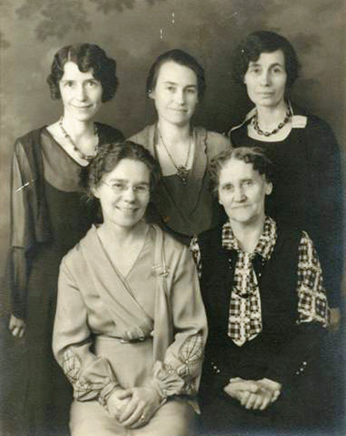 Jessie A. Covalt with family